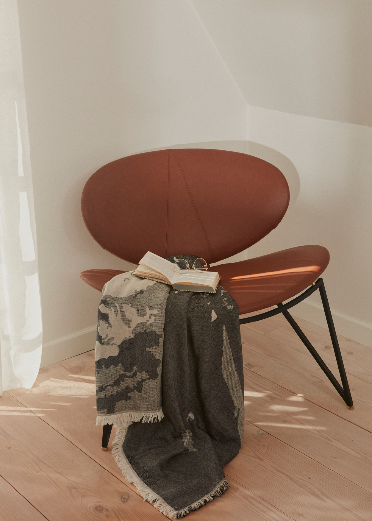 SEMPER lounge chair SEMPER lounge chair